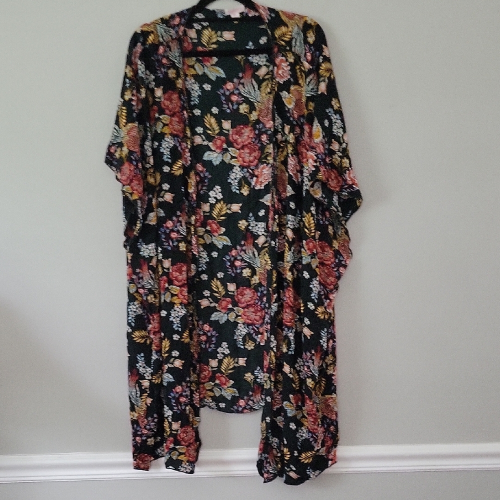 2/$15 Gauzy Floral Cardigan M/L